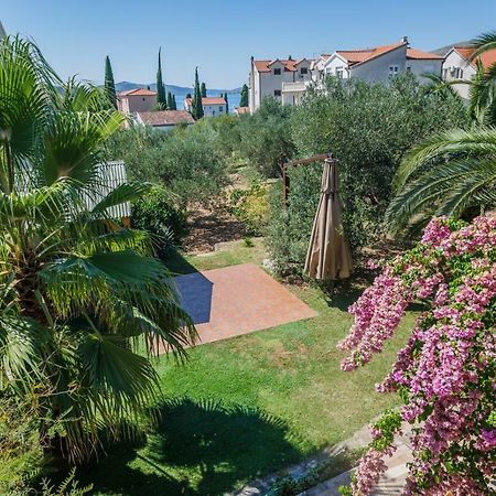 Vila Oaza Mira Trogir Exteriér fotografie