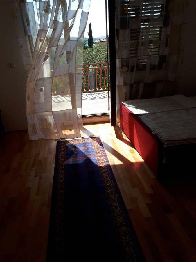 Vila Oaza Mira Trogir Exteriér fotografie